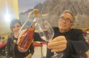 resized_GIOCO CON IL VINO